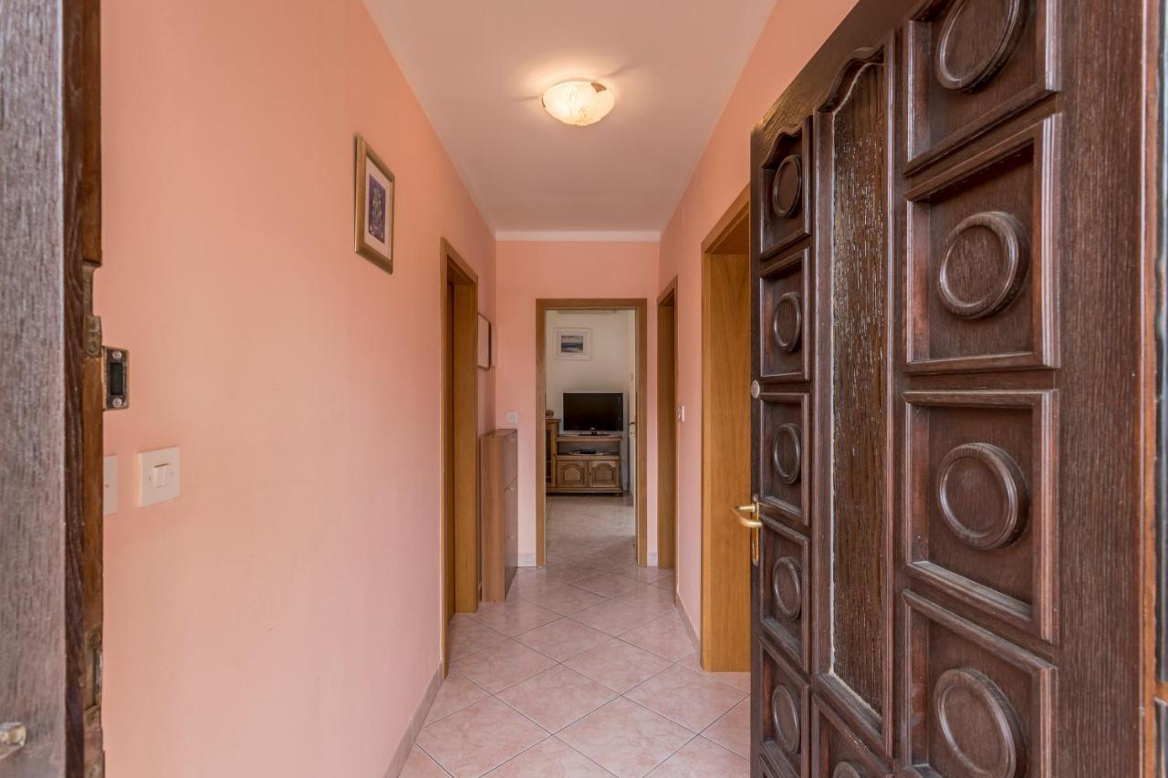 Apartmani Prkacin Trogir Exterior foto