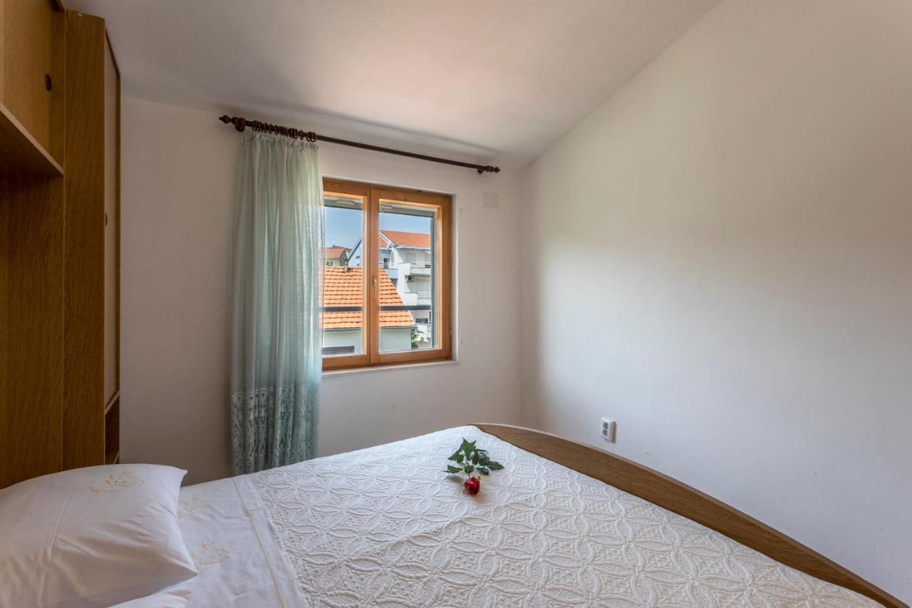 Apartmani Prkacin Trogir Exterior foto