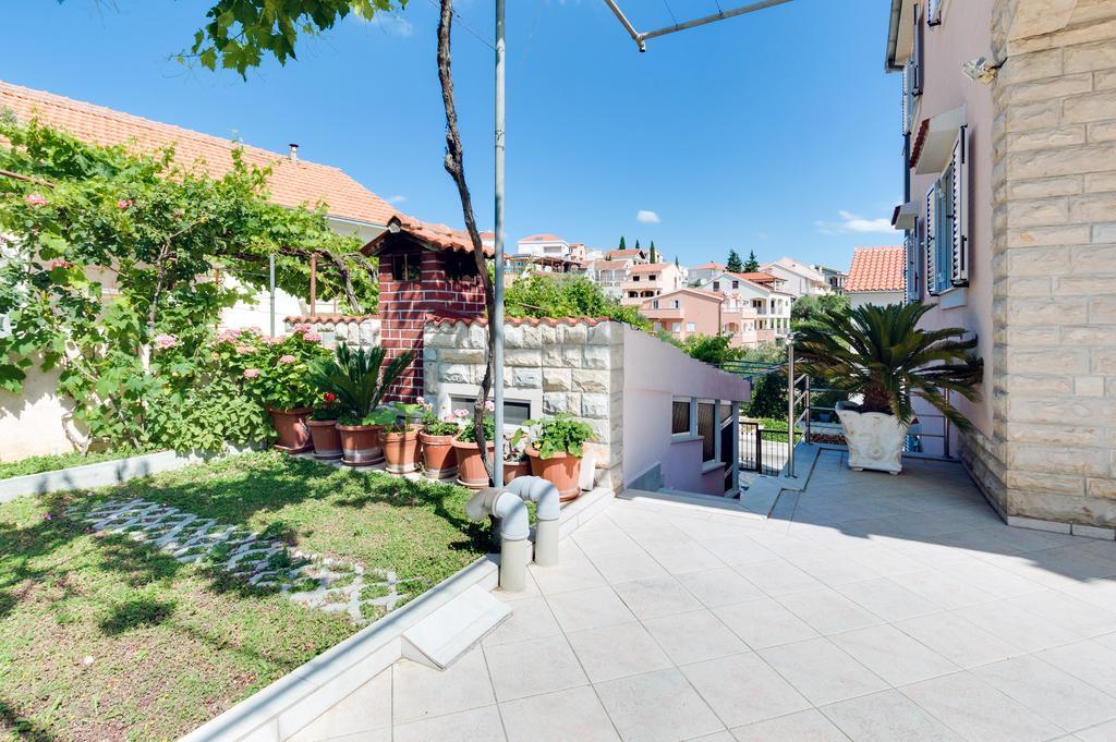Apartmani Prkacin Trogir Exterior foto