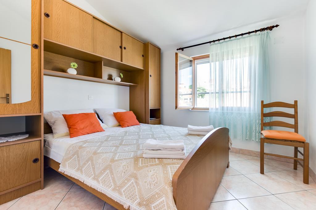 Apartmani Prkacin Trogir Exterior foto